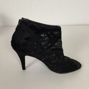 COLLECTION PORTIA Annabelle 3.75” Heels with Solid Fabric, Mesh and Zip …